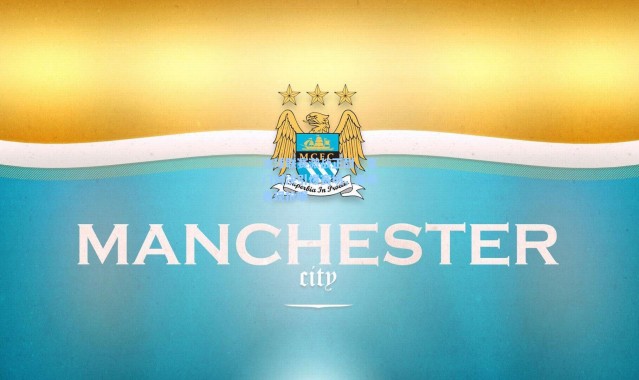 冰球联赛激战正酣，豪门对决引爆赛场，新秀表现抢眼