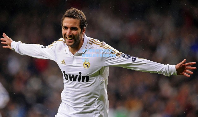 希丁克时代正式启航，国奥队战术革新提速进攻线